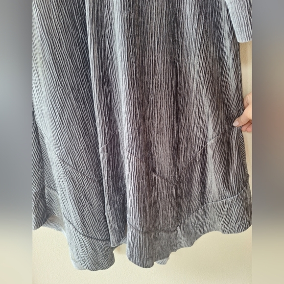 NWT Soft Surroundings Salvaza Womens Gray Velvet Texture Midi Dress Size L - Picture 6 of 8